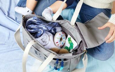 What to Pack in Diaper Bag for a Newborn?